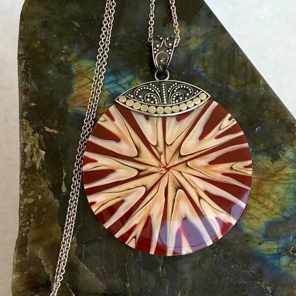 Sterling Silver 925 Signed Meran Indonesia 2.5" Resin Pendant Necklace 18" Chain - Picture 1 of 16